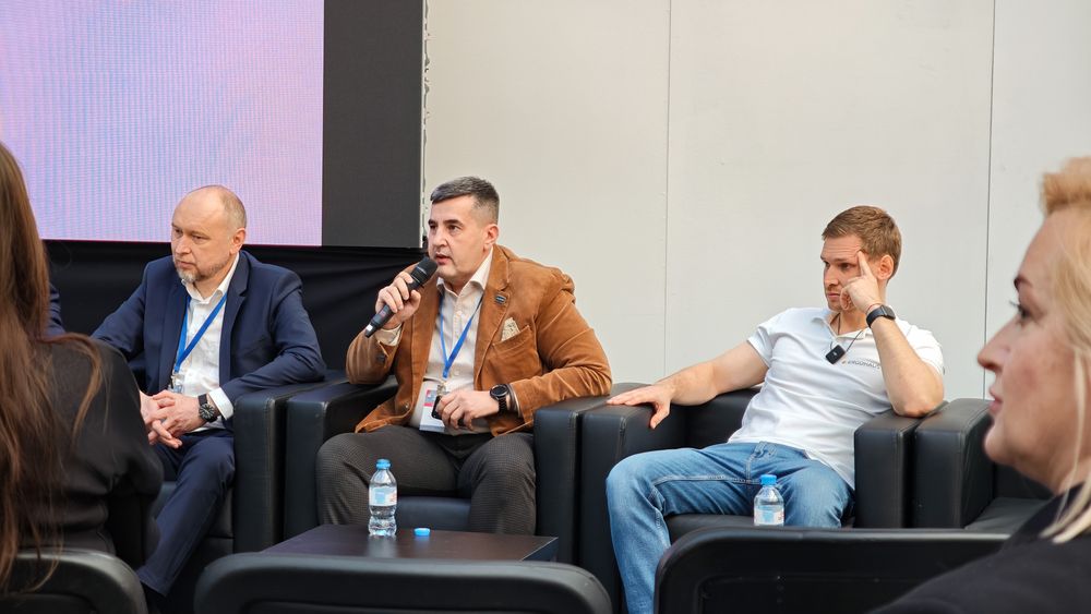 251105112336.jpg 251105112336.jpg